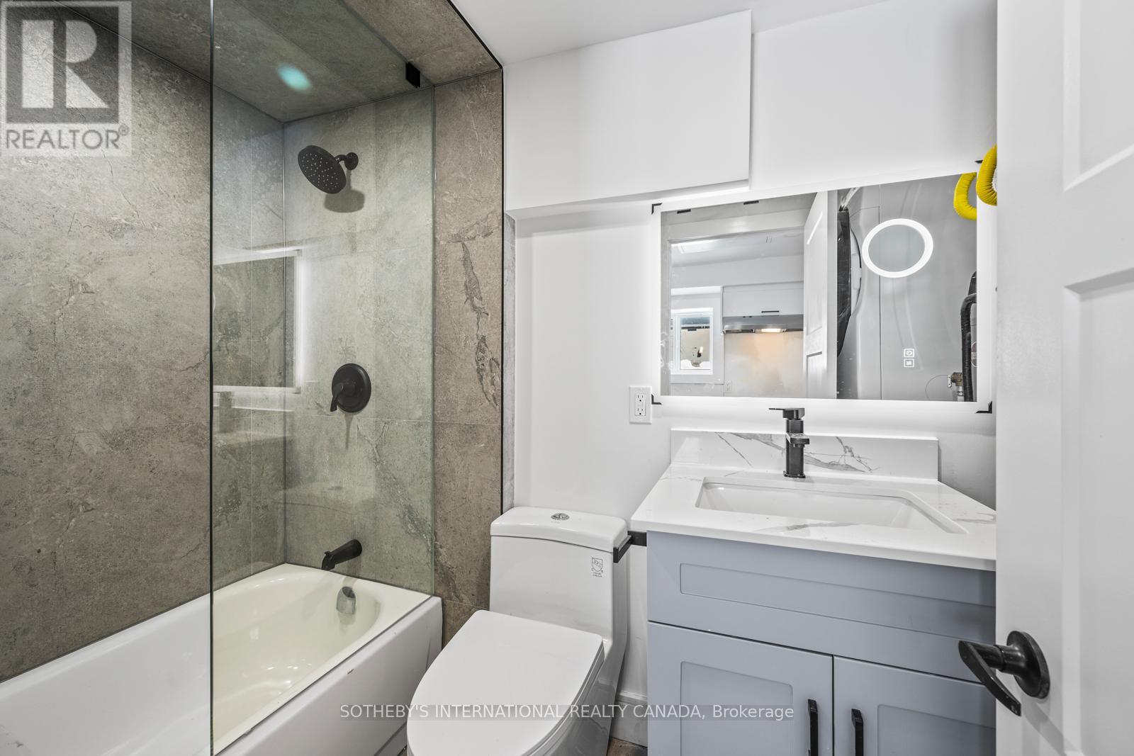 462 Northcliffe Boulevard, Toronto (Oakwood Village), Ontario  M6E 3L2 - Photo 4 - C12632764