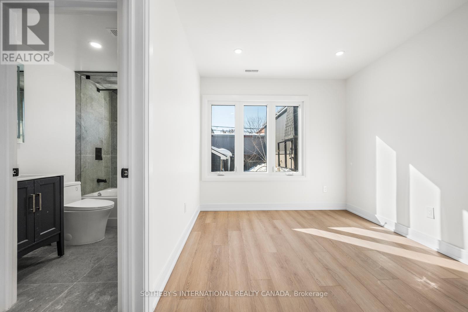 462 Northcliffe Boulevard, Toronto (Oakwood Village), Ontario  M6E 3L2 - Photo 38 - C12632764