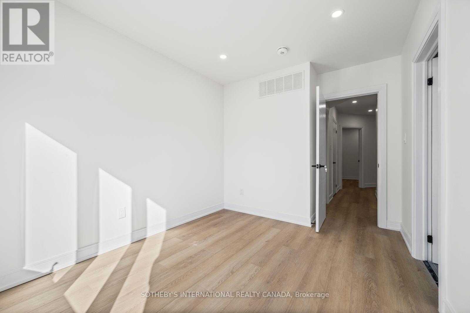 462 Northcliffe Boulevard, Toronto (Oakwood Village), Ontario  M6E 3L2 - Photo 40 - C12632764