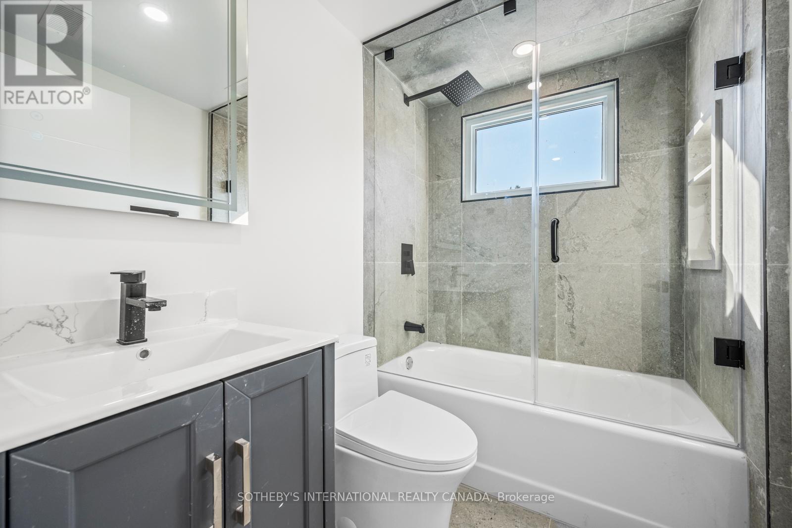 462 Northcliffe Boulevard, Toronto (Oakwood Village), Ontario  M6E 3L2 - Photo 41 - C12632764