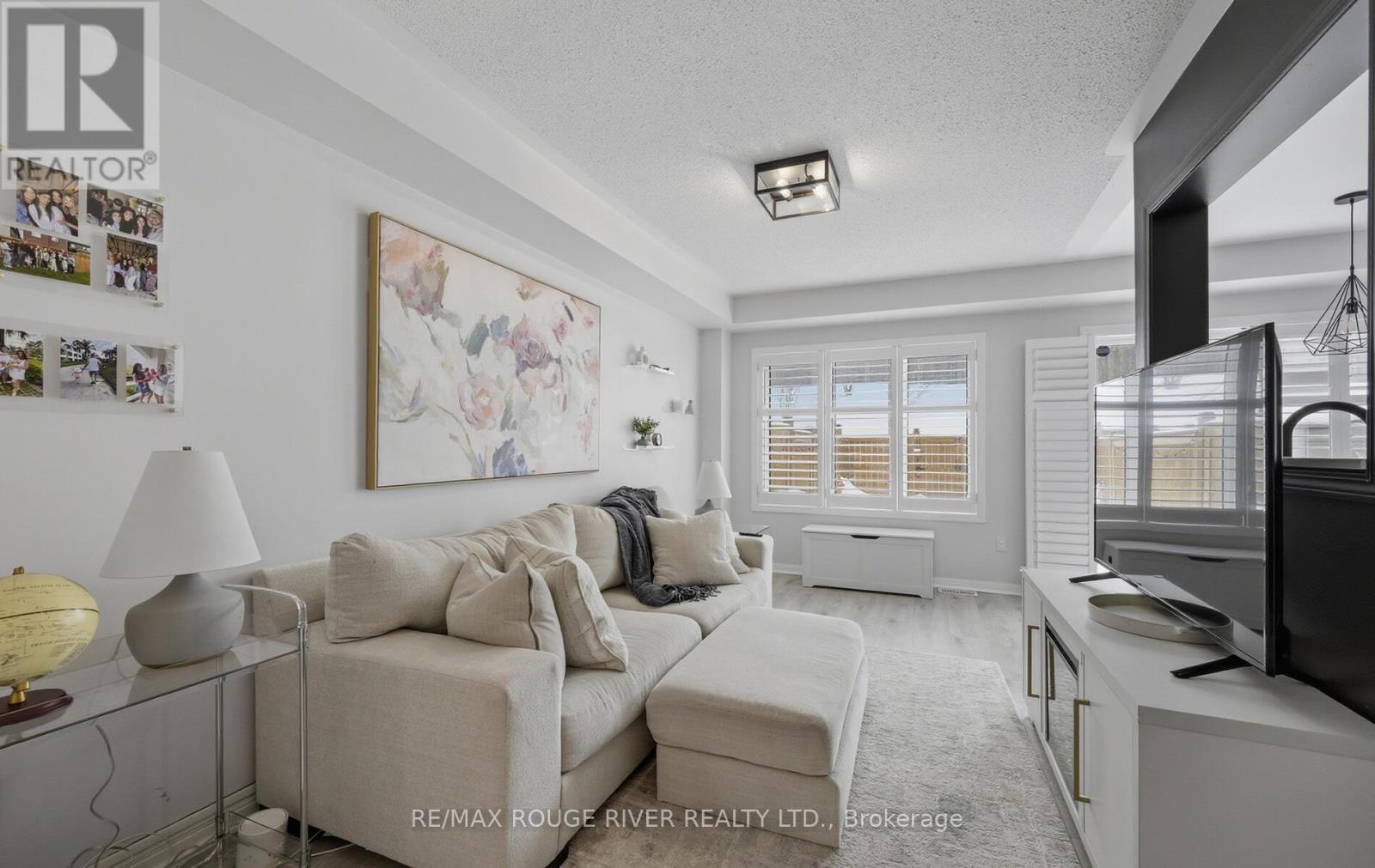 58 Autumn Harvest Road, Clarington, Ontario  L1C 0K7 - Photo 8 - E12757120