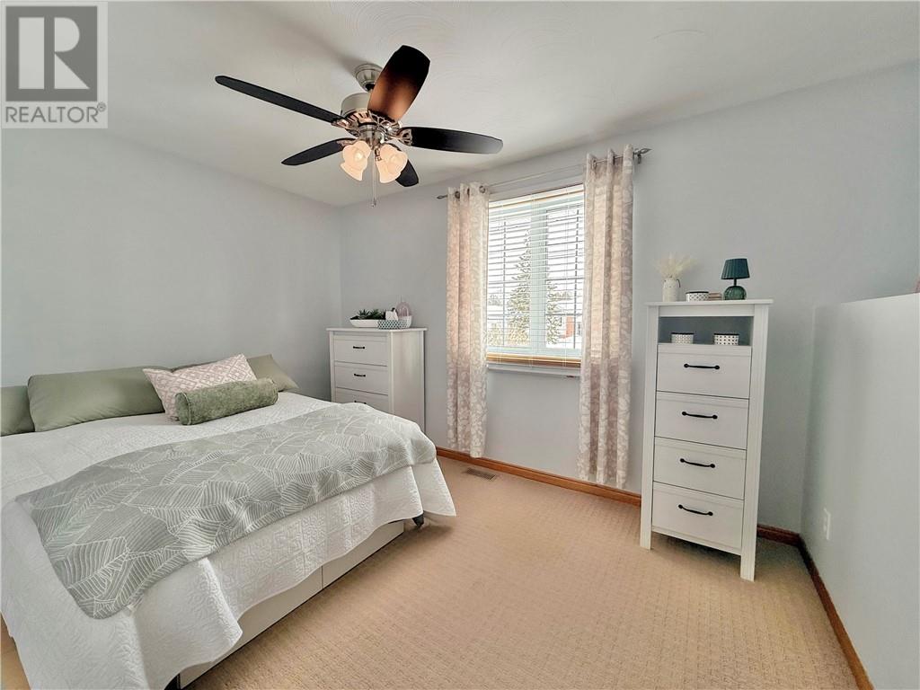 3149 Marie Avenue, Val Caron, Ontario  P3N 1B8 - Photo 15 - 2126269