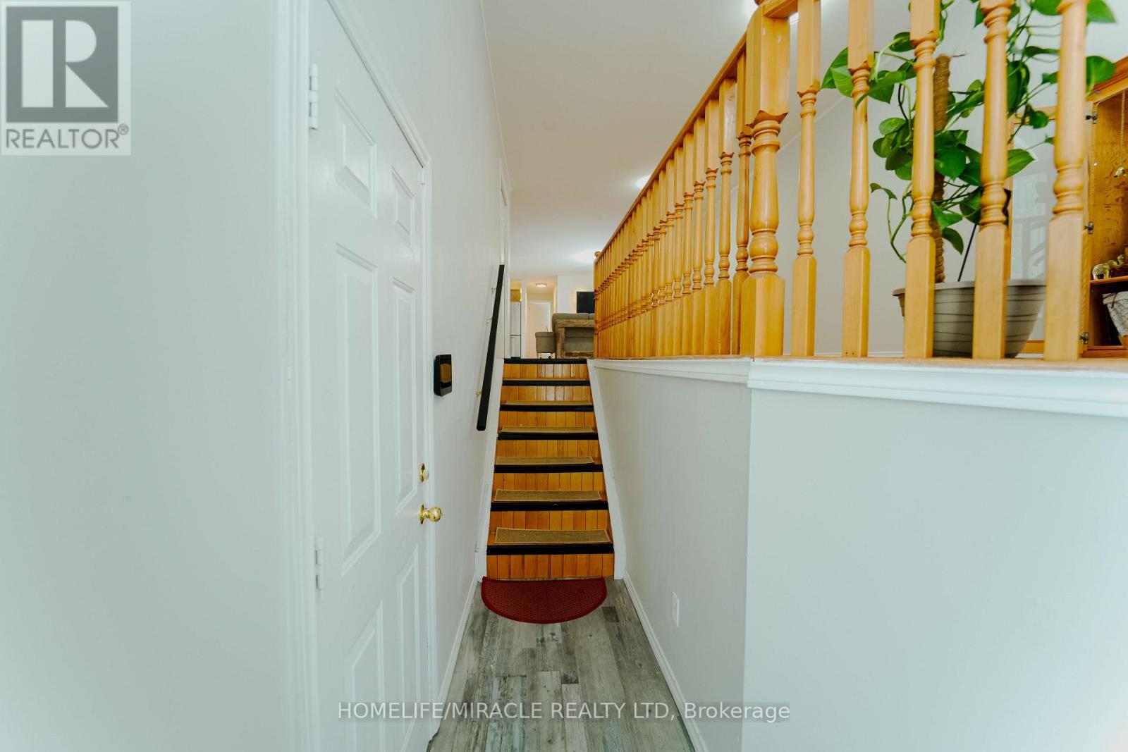 1537 Langlois Avenue, Windsor, Ontario  N8X 4M3 - Photo 3 - X12762188