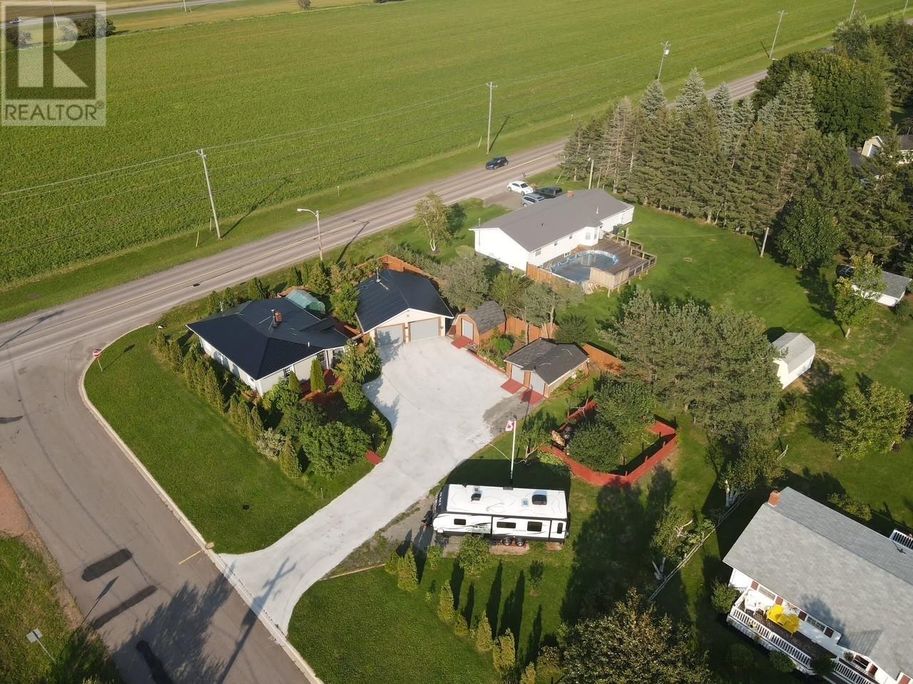 4 Briggs Street, Summerside, Prince Edward Island  C1N 5Z4 - Photo 2 - 202602100