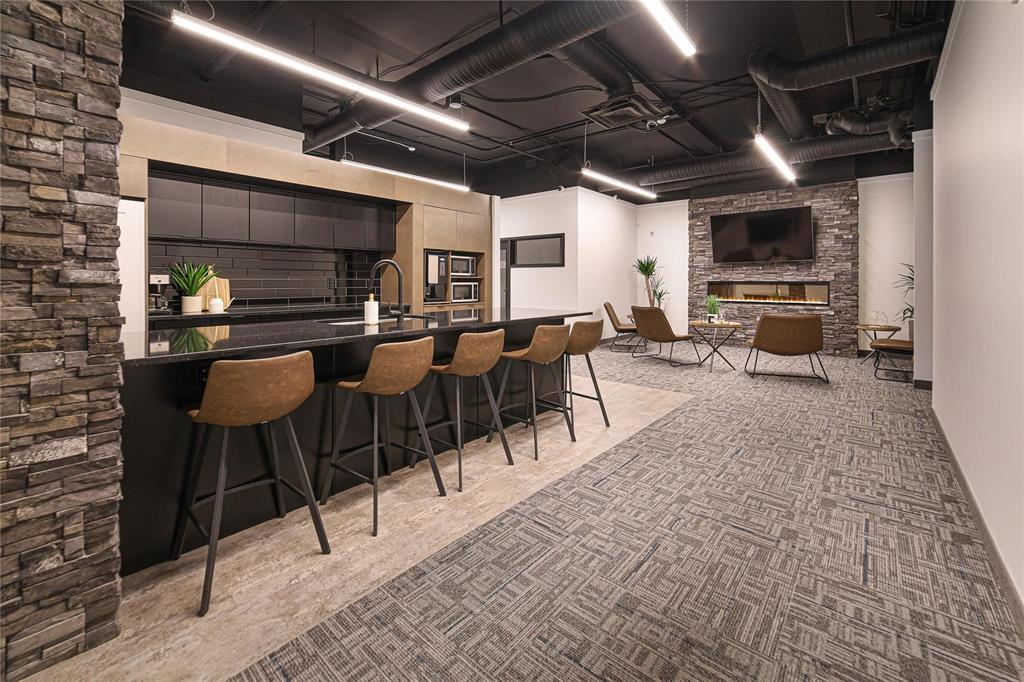 1 710 Westminster Avenue, Winnipeg, Manitoba  R3G 1E6 - Photo 4 - 202602130