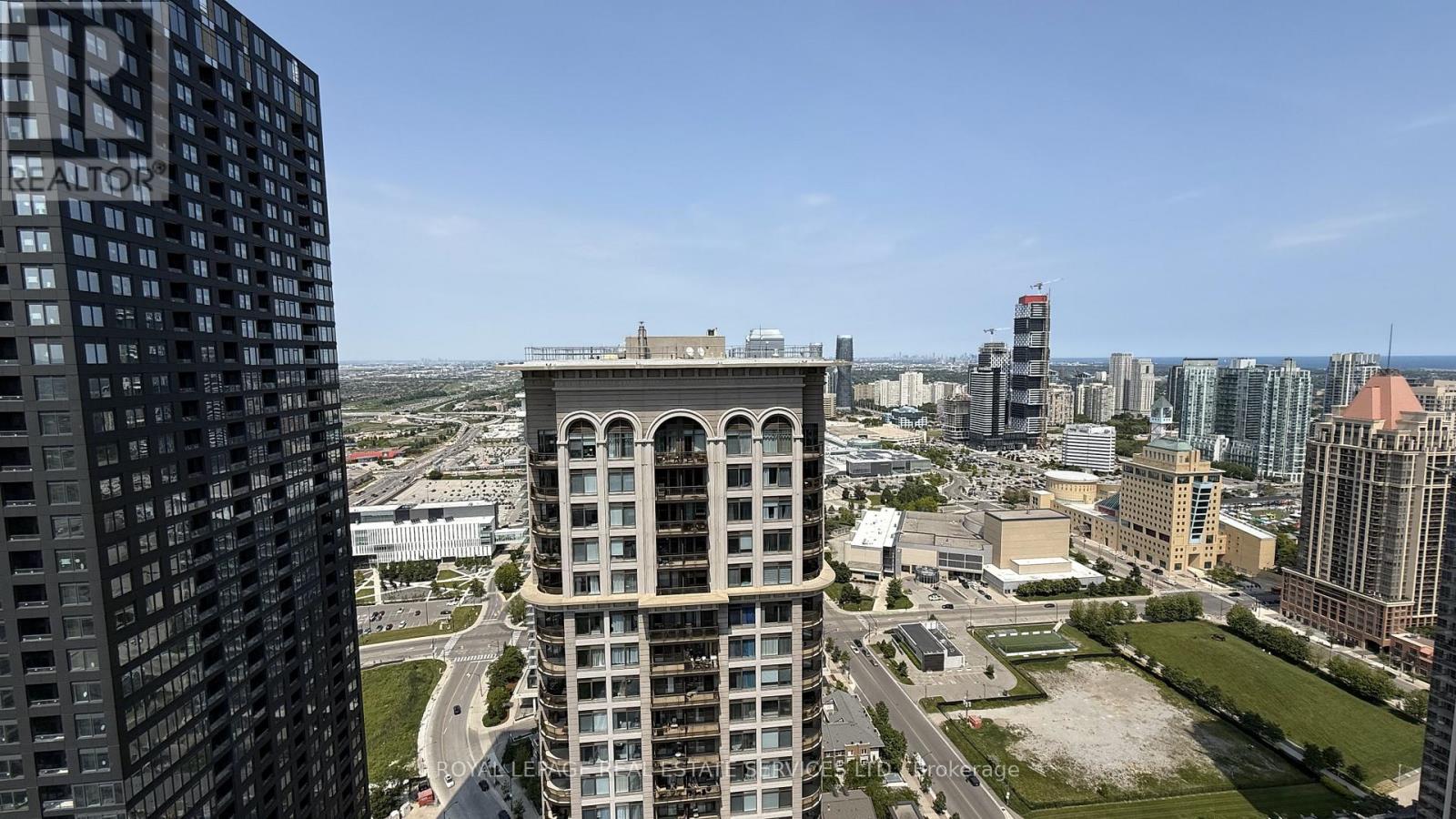 3811 - 430 Square One Drive, Mississauga, Ontario  L5B 0L6 - Photo 3 - W12763730