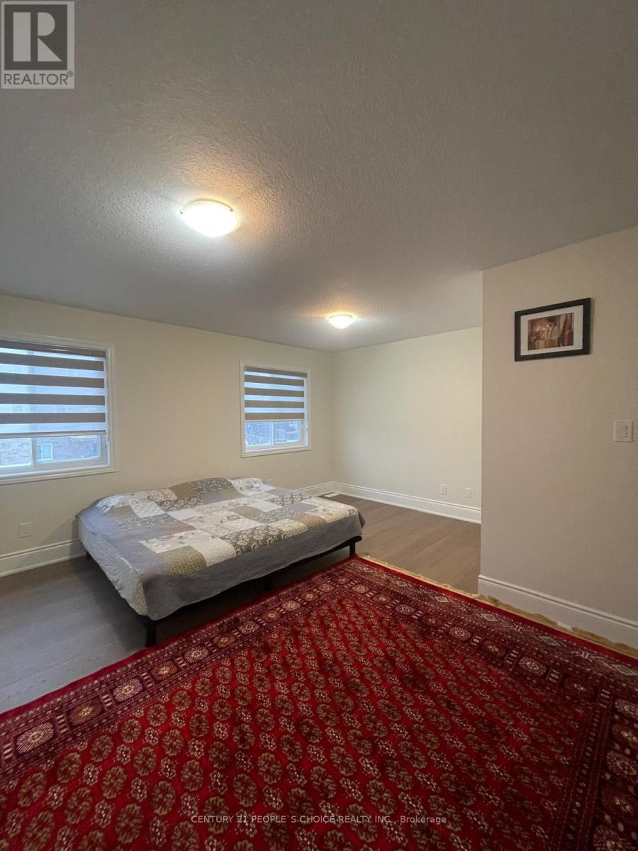 58 Renfrew Street, Kitchener, Ontario  N2R 1W6 - Photo 12 - X12763690