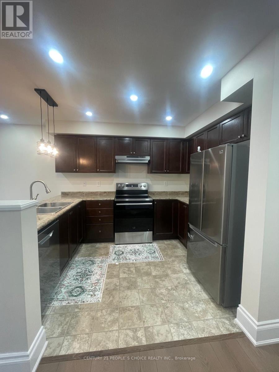 58 Renfrew Street, Kitchener, Ontario  N2R 1W6 - Photo 7 - X12763690