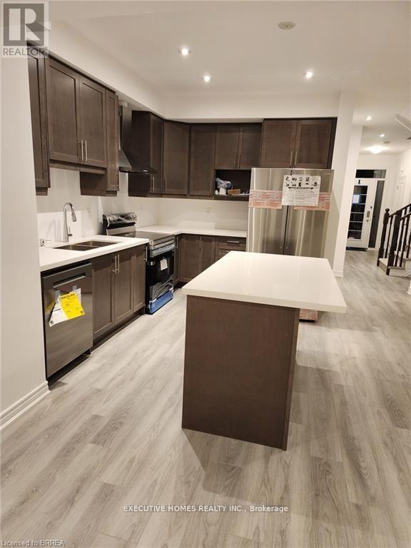 100 - 120 Court Drive, Brant, Ontario  N3L 0N2 - Photo 4 - X12763710