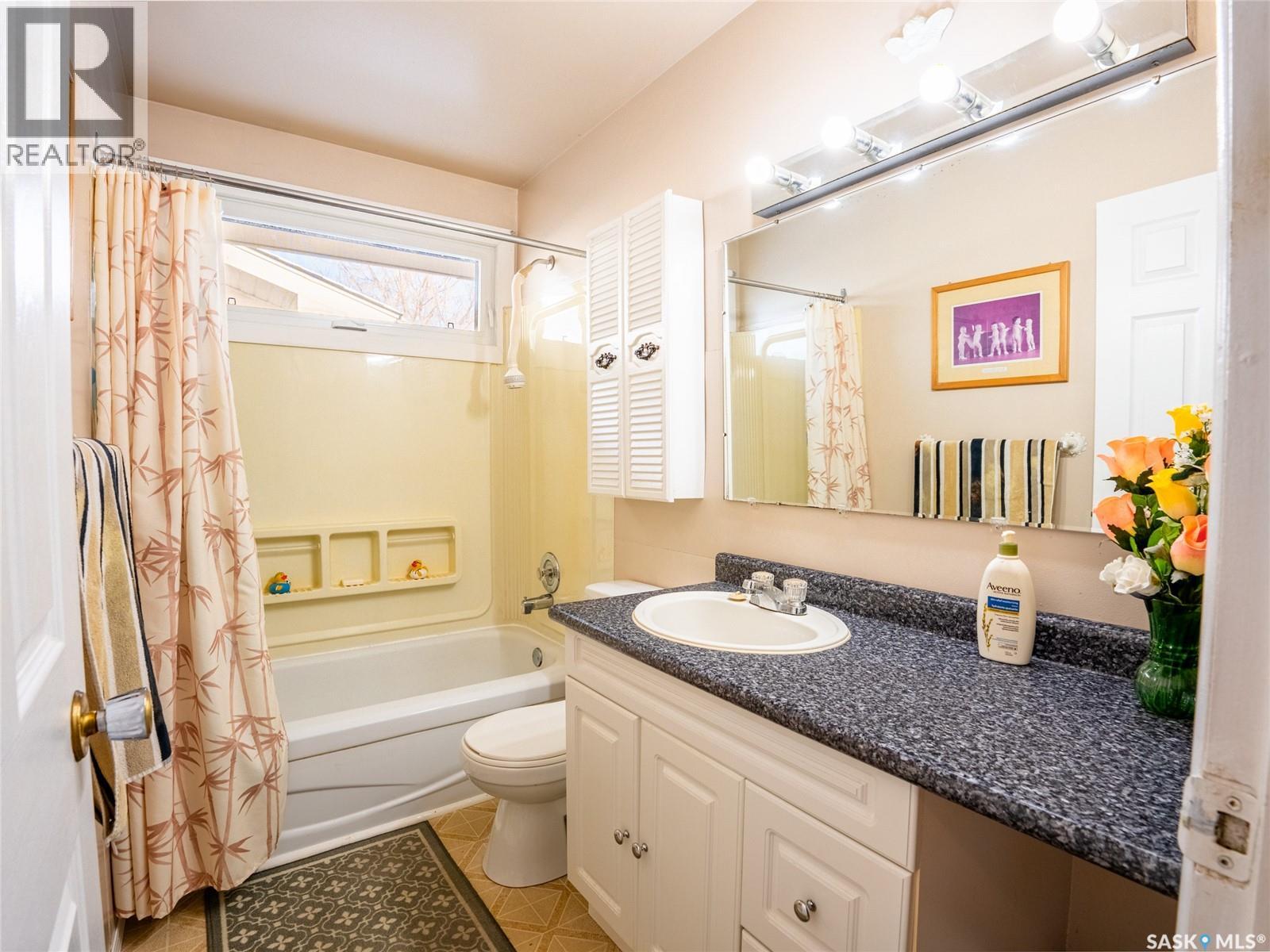 318 Forsyth Crescent, Regina, Saskatchewan  S4R 5L5 - Photo 16 - SK027936