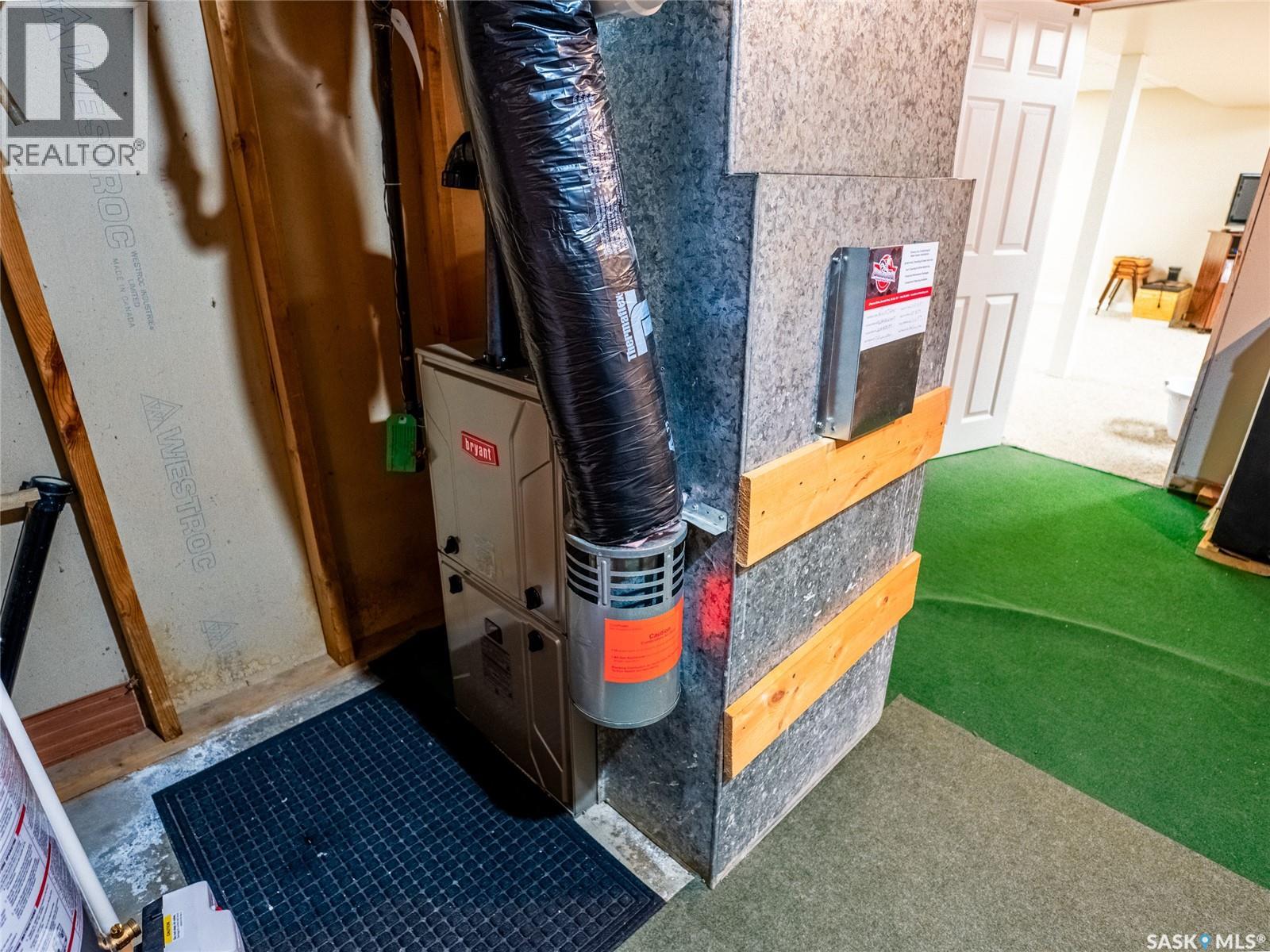 318 Forsyth Crescent, Regina, Saskatchewan  S4R 5L5 - Photo 23 - SK027936