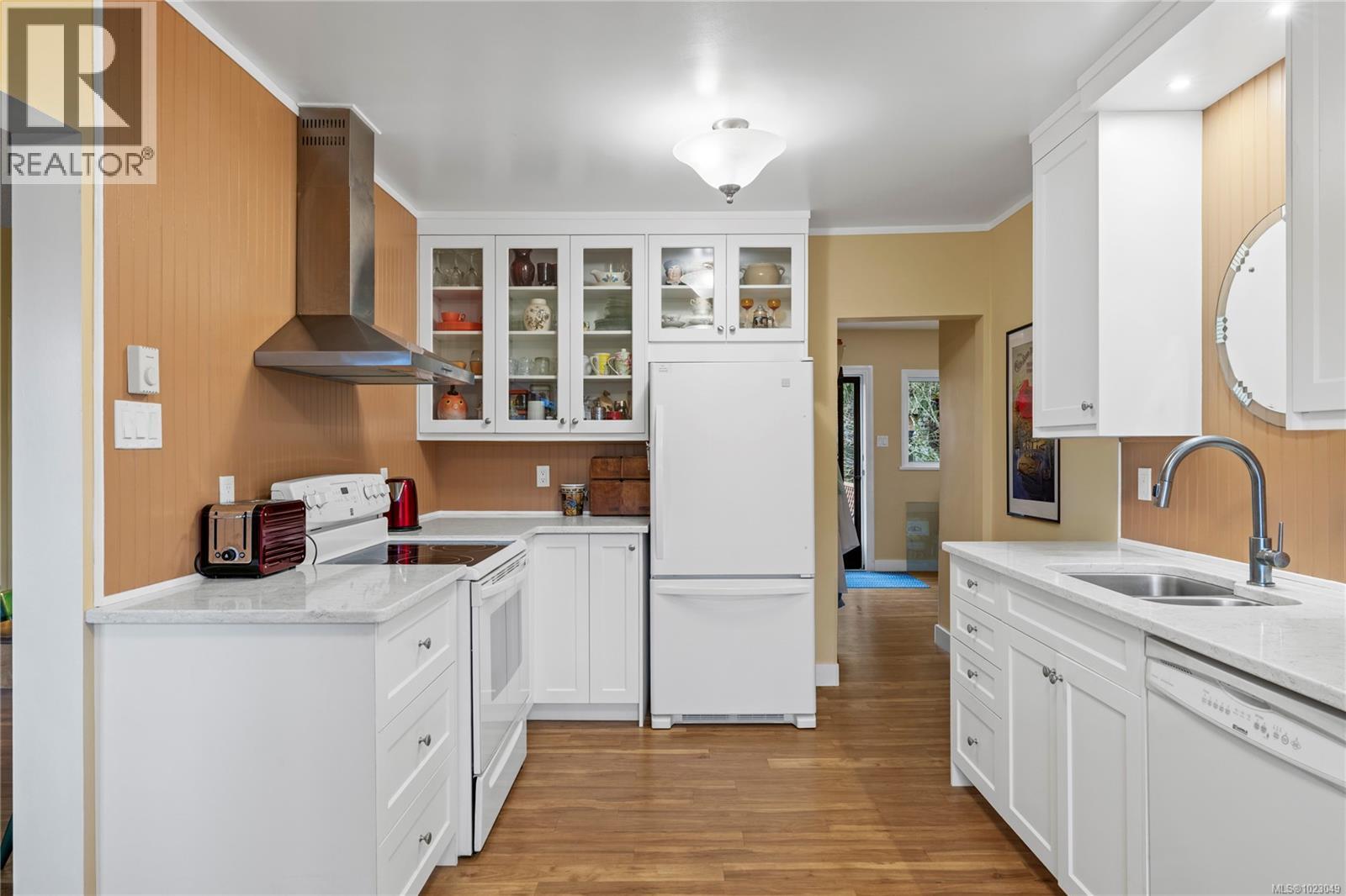 130 Marks Ave, Parksville, British Columbia  V9P 1L8 - Photo 5 - 1023049