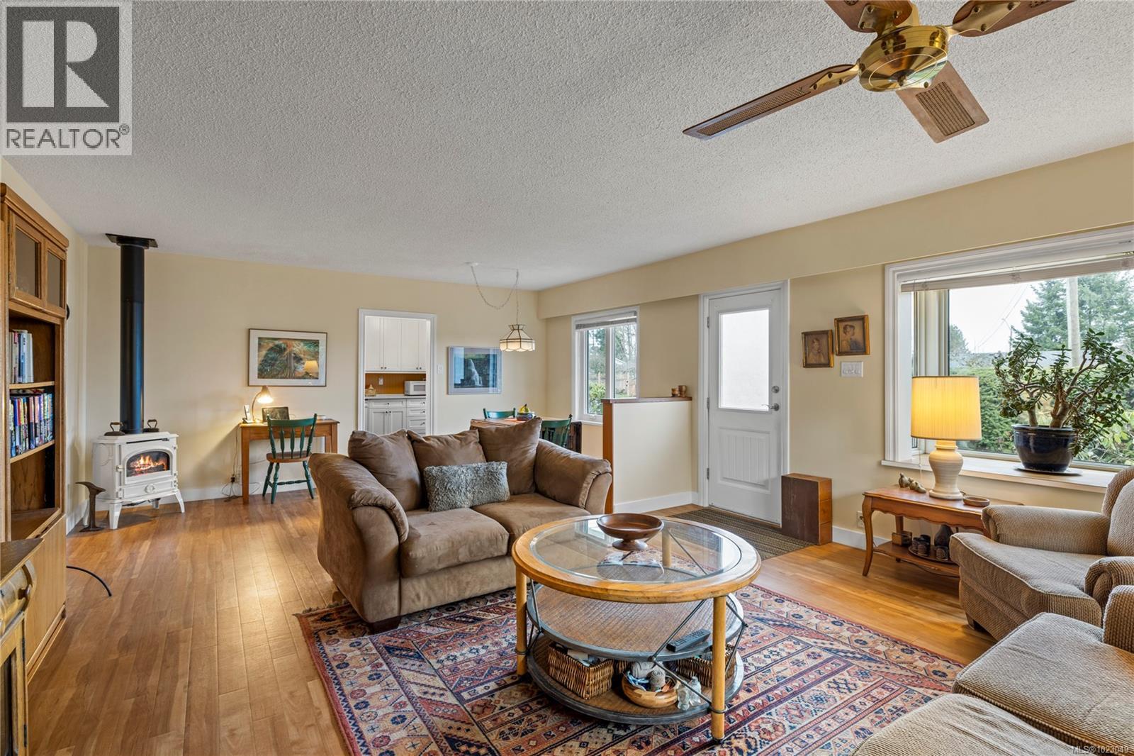 130 Marks Ave, Parksville, British Columbia  V9P 1L8 - Photo 3 - 1023049