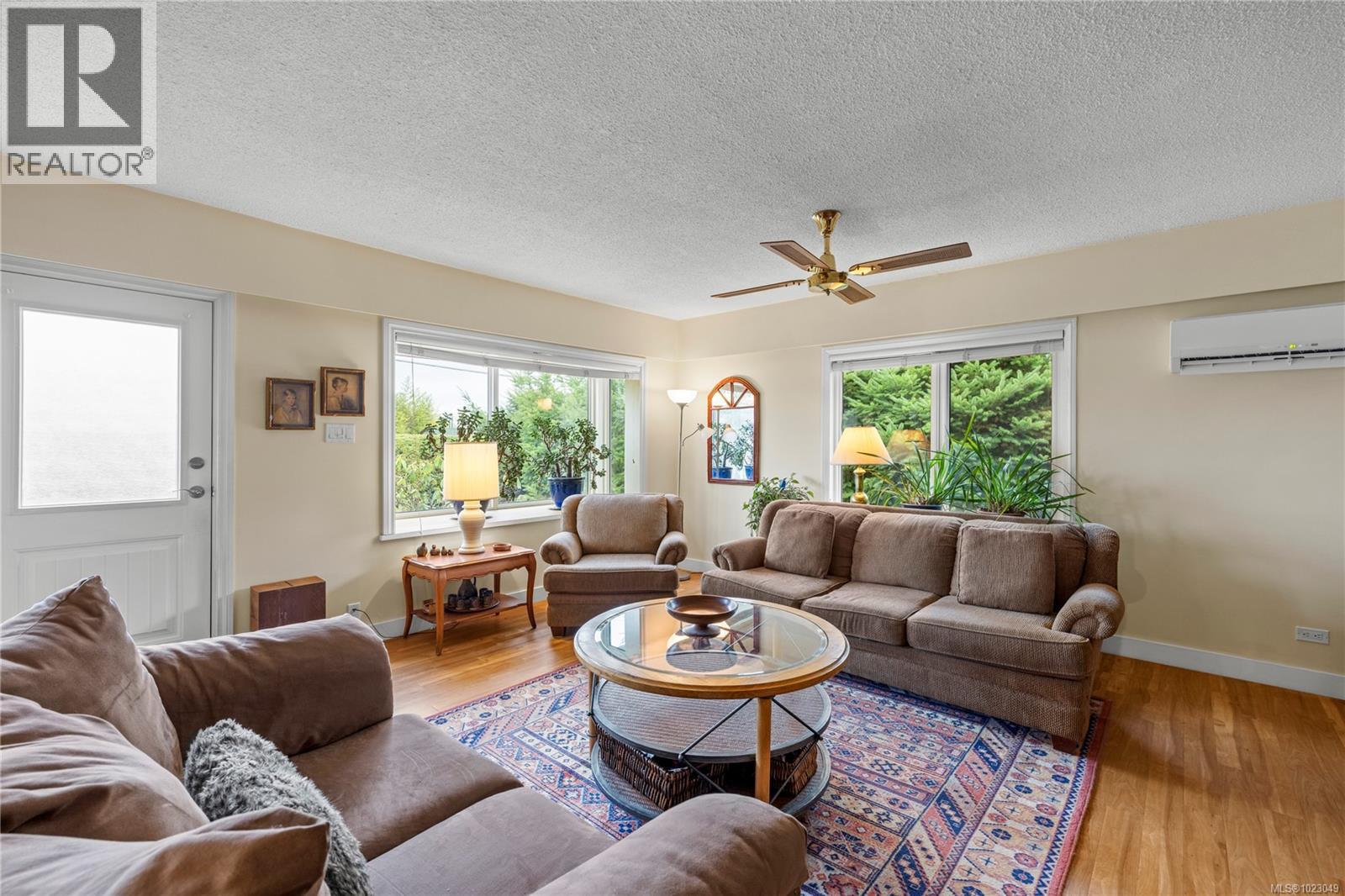 130 Marks Ave, Parksville, British Columbia  V9P 1L8 - Photo 2 - 1023049