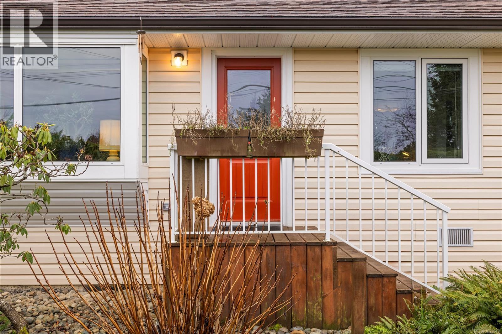 130 Marks Ave, Parksville, British Columbia  V9P 1L8 - Photo 12 - 1023049