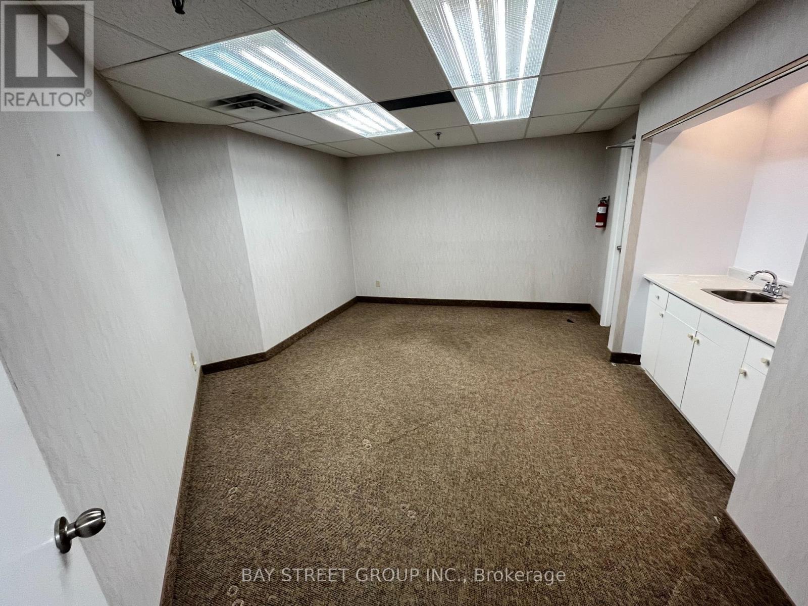 4 - 400 Esna Park Drive, Markham, Ontario  L3R 3K2 - Photo 9 - N12753872