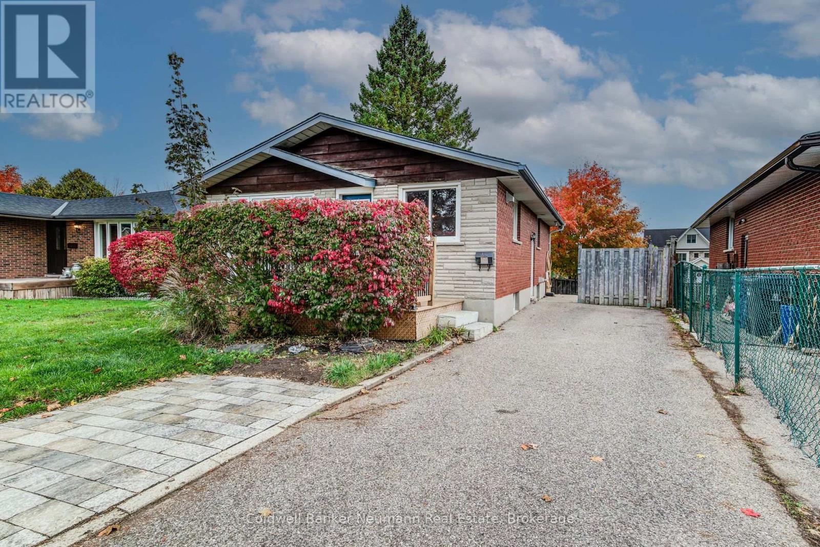 Lower - 92 Brant Avenue, Guelph (Victoria North), Ontario  N1E 1G3 - Photo 10 - X12763882