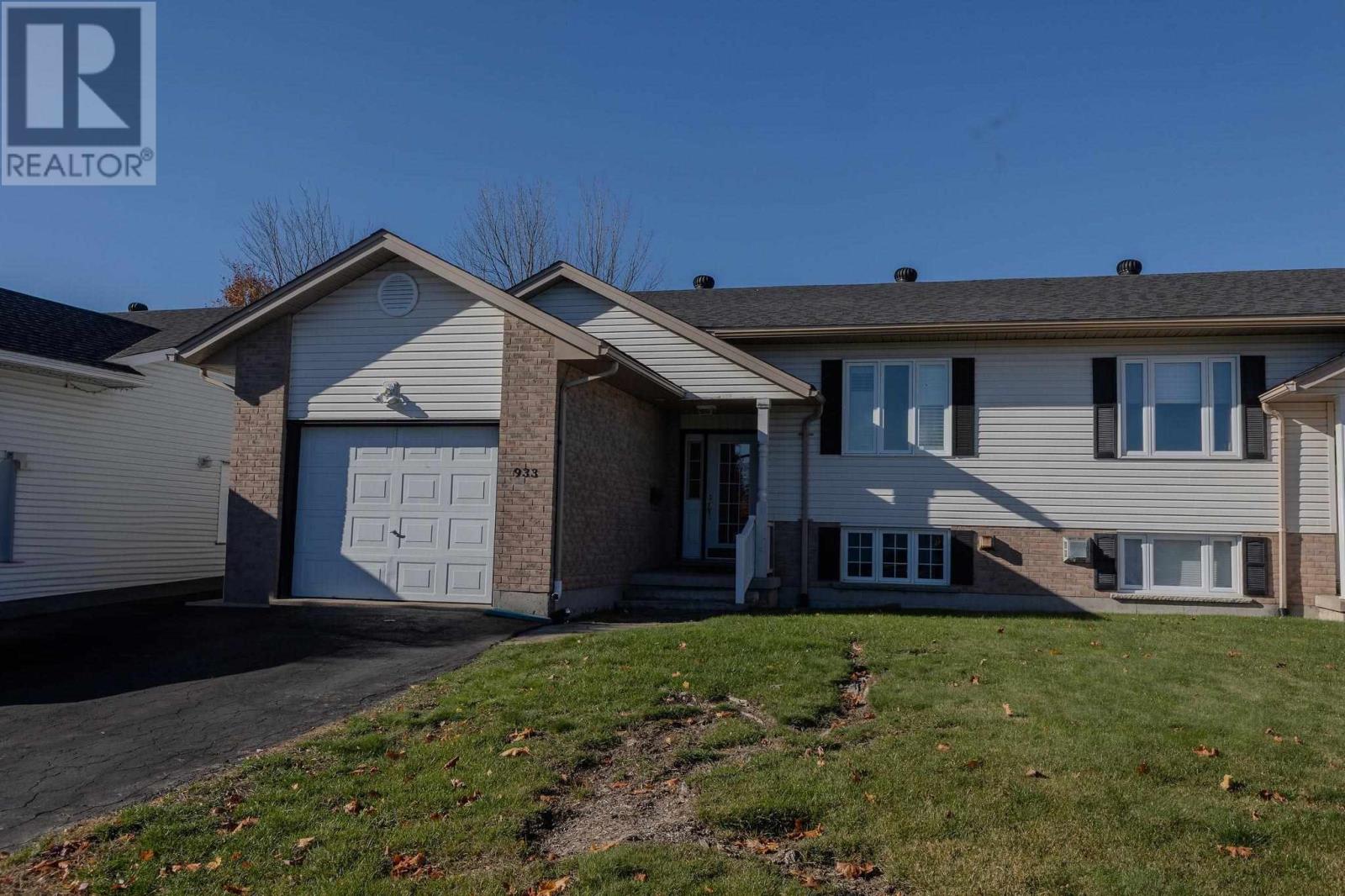 933 Lake ST, Sault Ste. Marie, Ontario