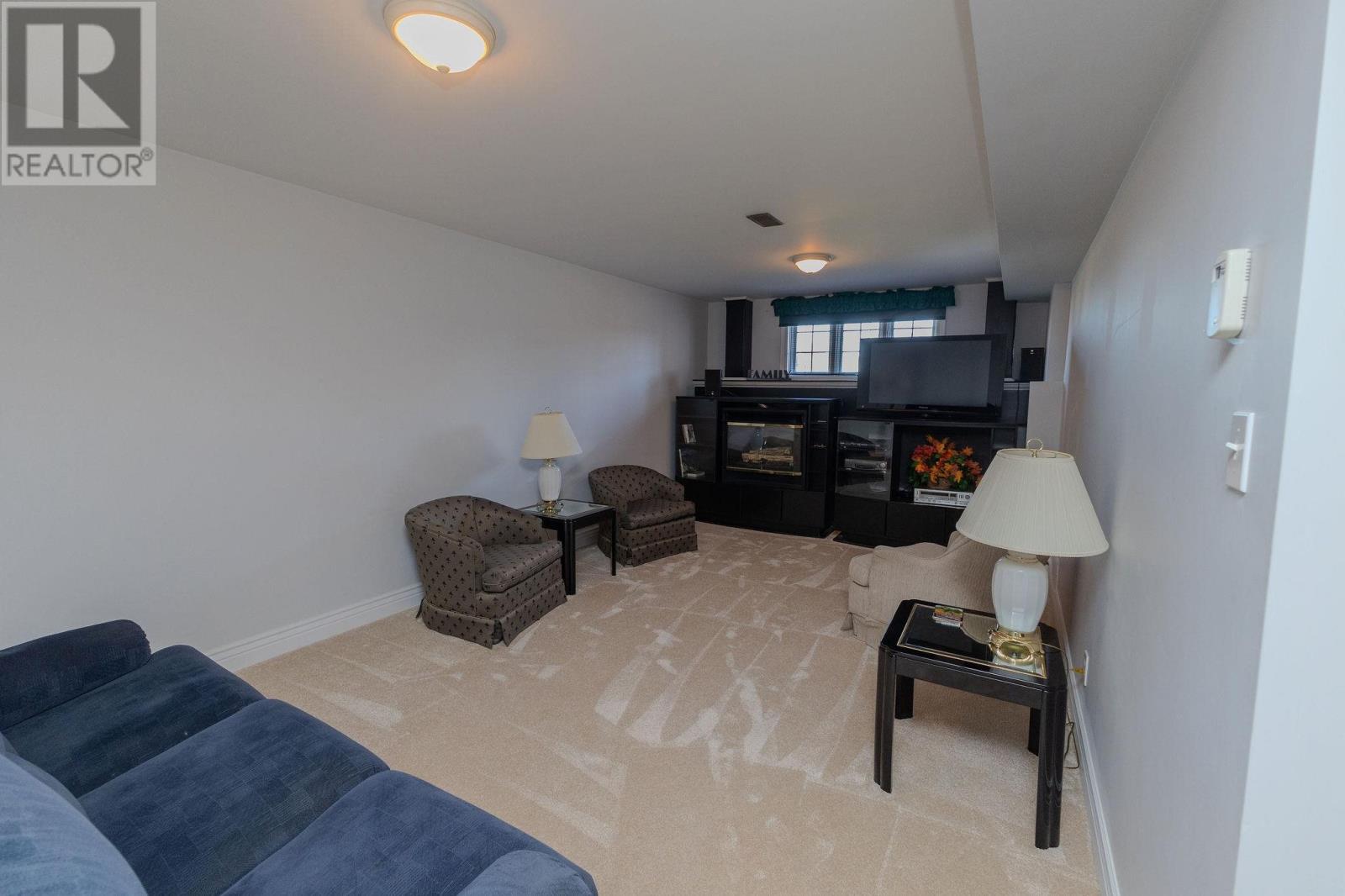 933 Lake St, Sault Ste. Marie, Ontario  P6B 6K4 - Photo 36 - SM253143