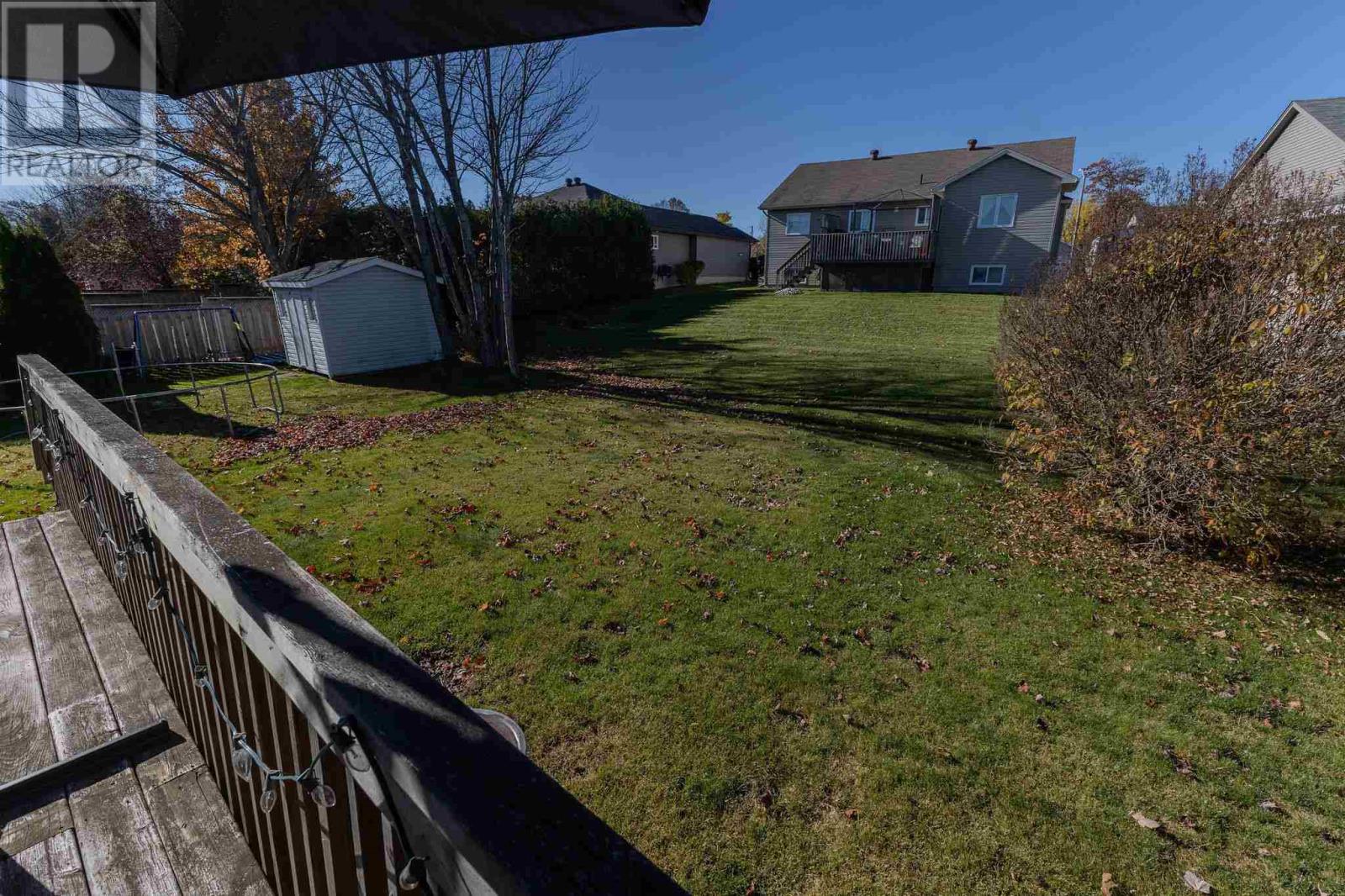 933 Lake St, Sault Ste. Marie, Ontario  P6B 6K4 - Photo 7 - SM253143