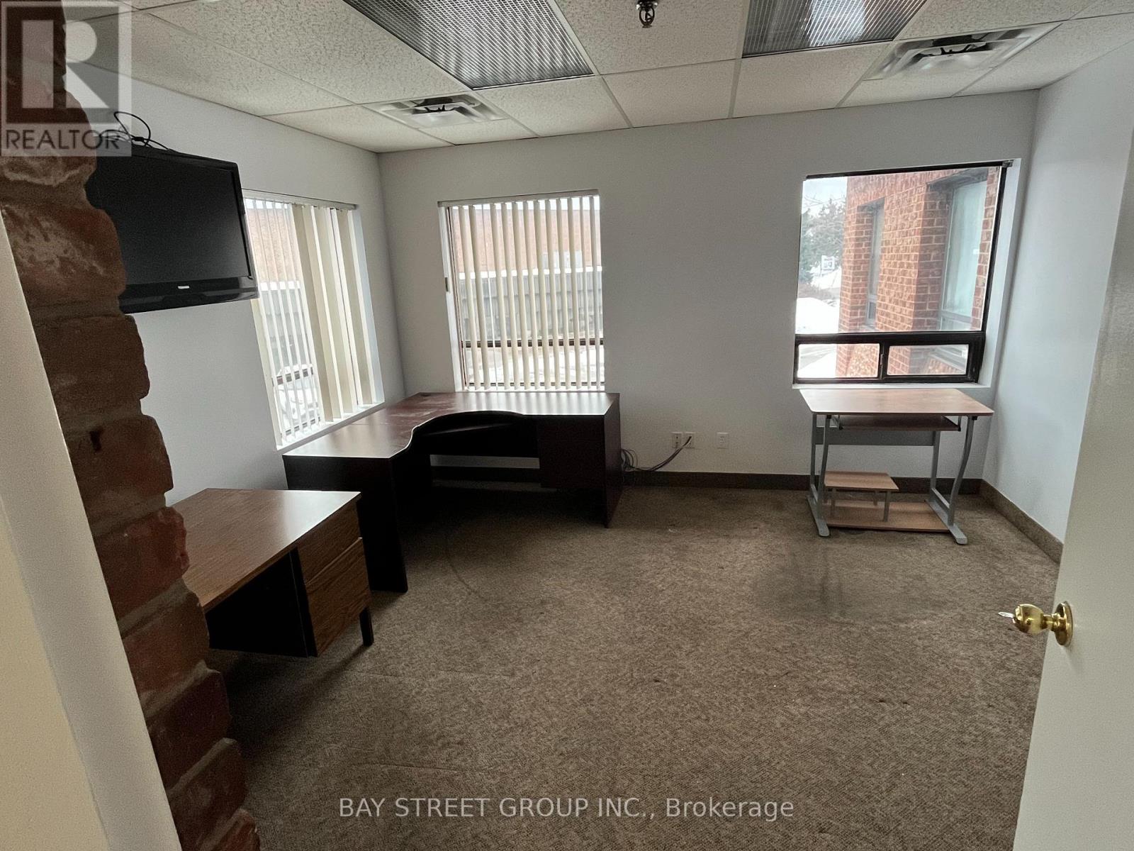 4 - 400 Esna Park Drive, Markham, Ontario  L3R 3K2 - Photo 7 - N12753872