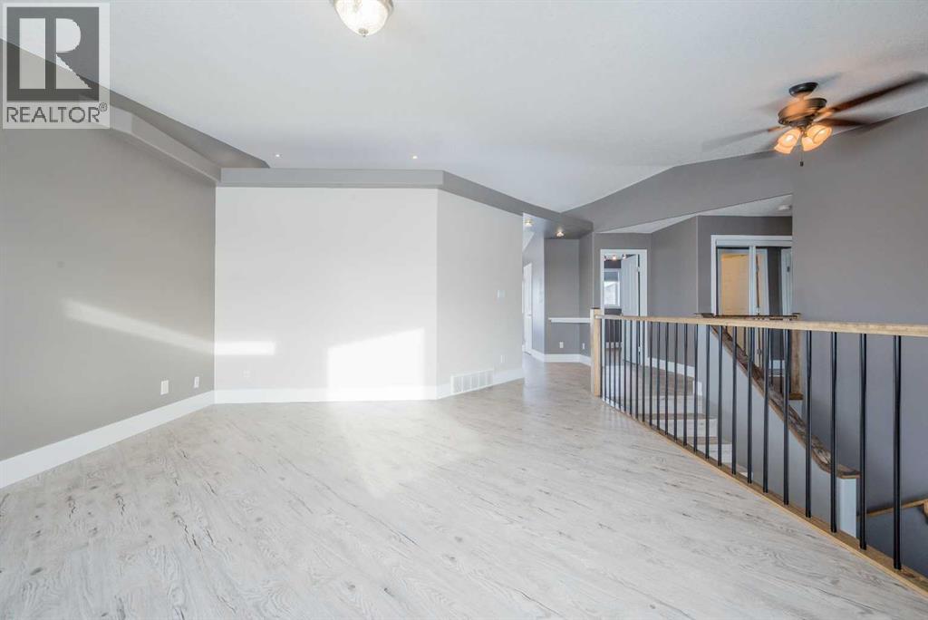 1105 Stacey Drive, Beaverlodge, Alberta  T0H 0C0 - Photo 7 - A2280582