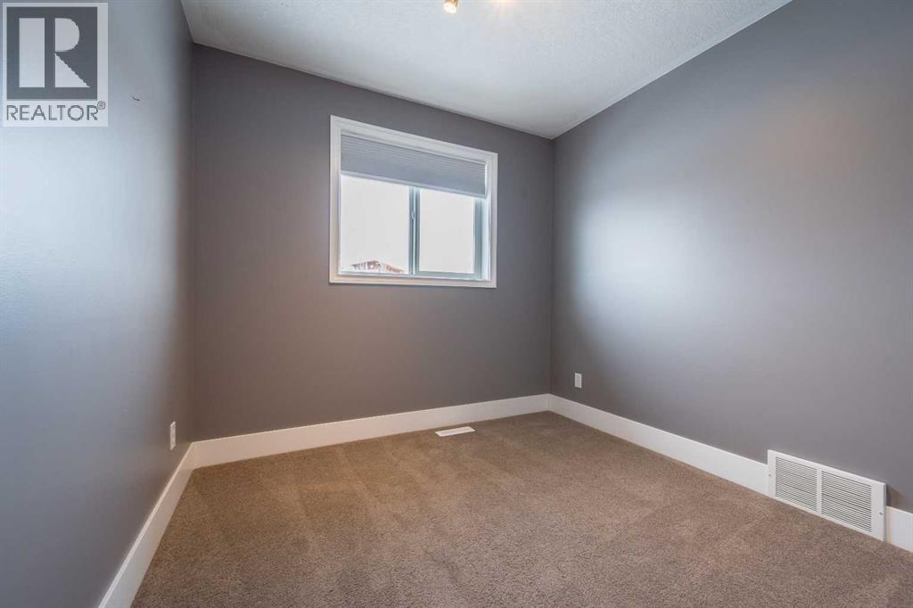 1105 Stacey Drive, Beaverlodge, Alberta  T0H 0C0 - Photo 18 - A2280582