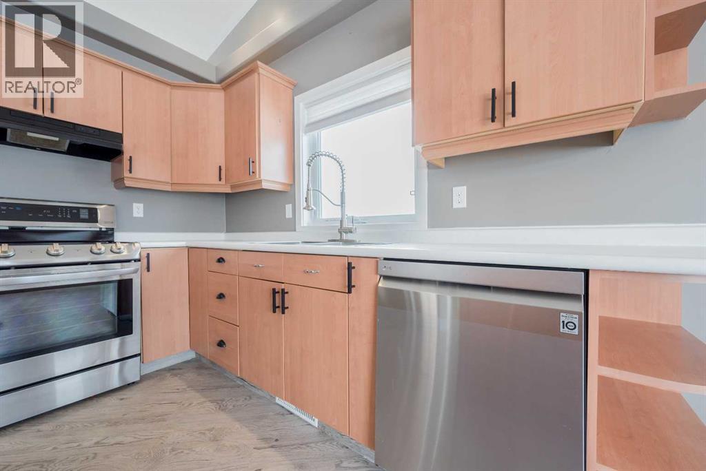 1105 Stacey Drive, Beaverlodge, Alberta  T0H 0C0 - Photo 12 - A2280582