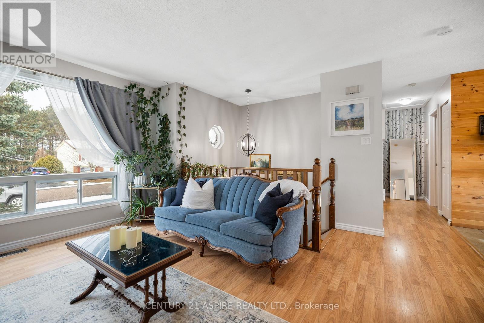 15 Dutch Drive, Petawawa, Ontario  K8H 3M2 - Photo 10 - X12558688