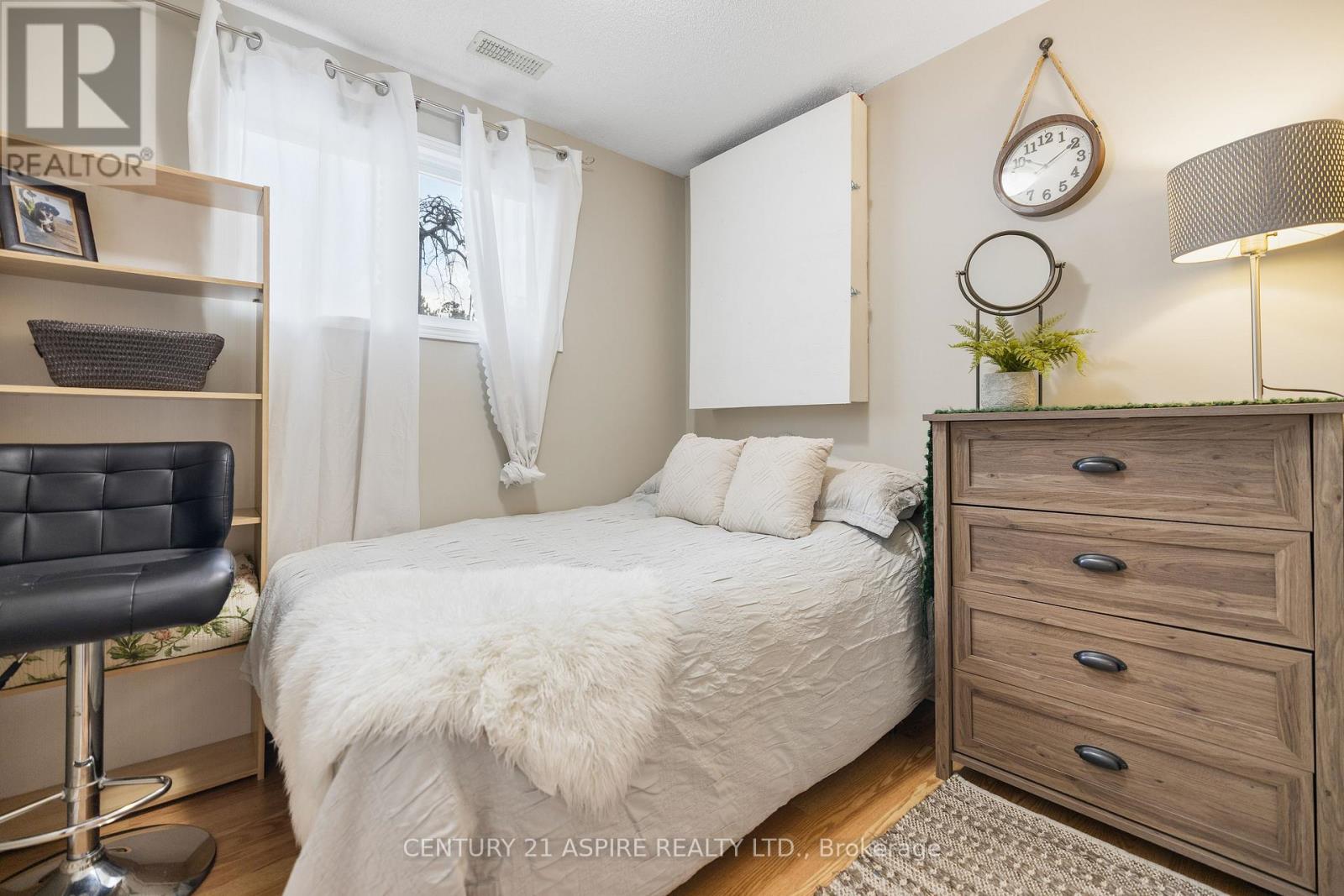 15 Dutch Drive, Petawawa, Ontario  K8H 3M2 - Photo 32 - X12558688