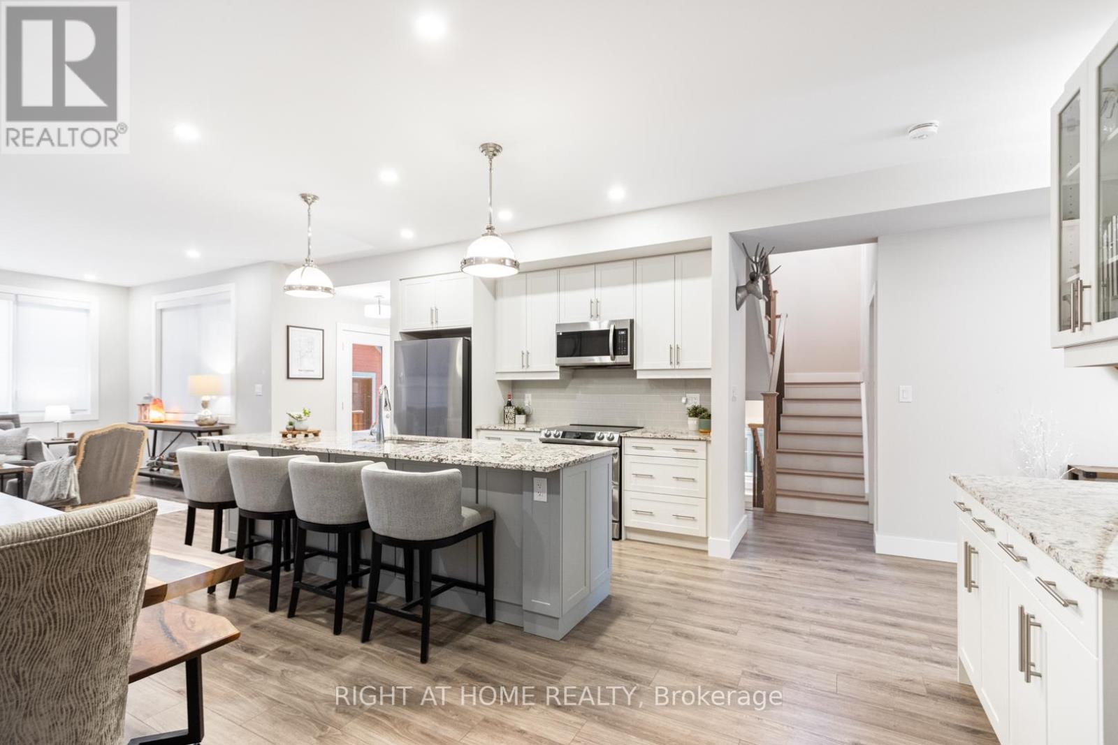 157 Courtland Street, Blue Mountains, Ontario  L9Y 5L7 - Photo 8 - X12763646