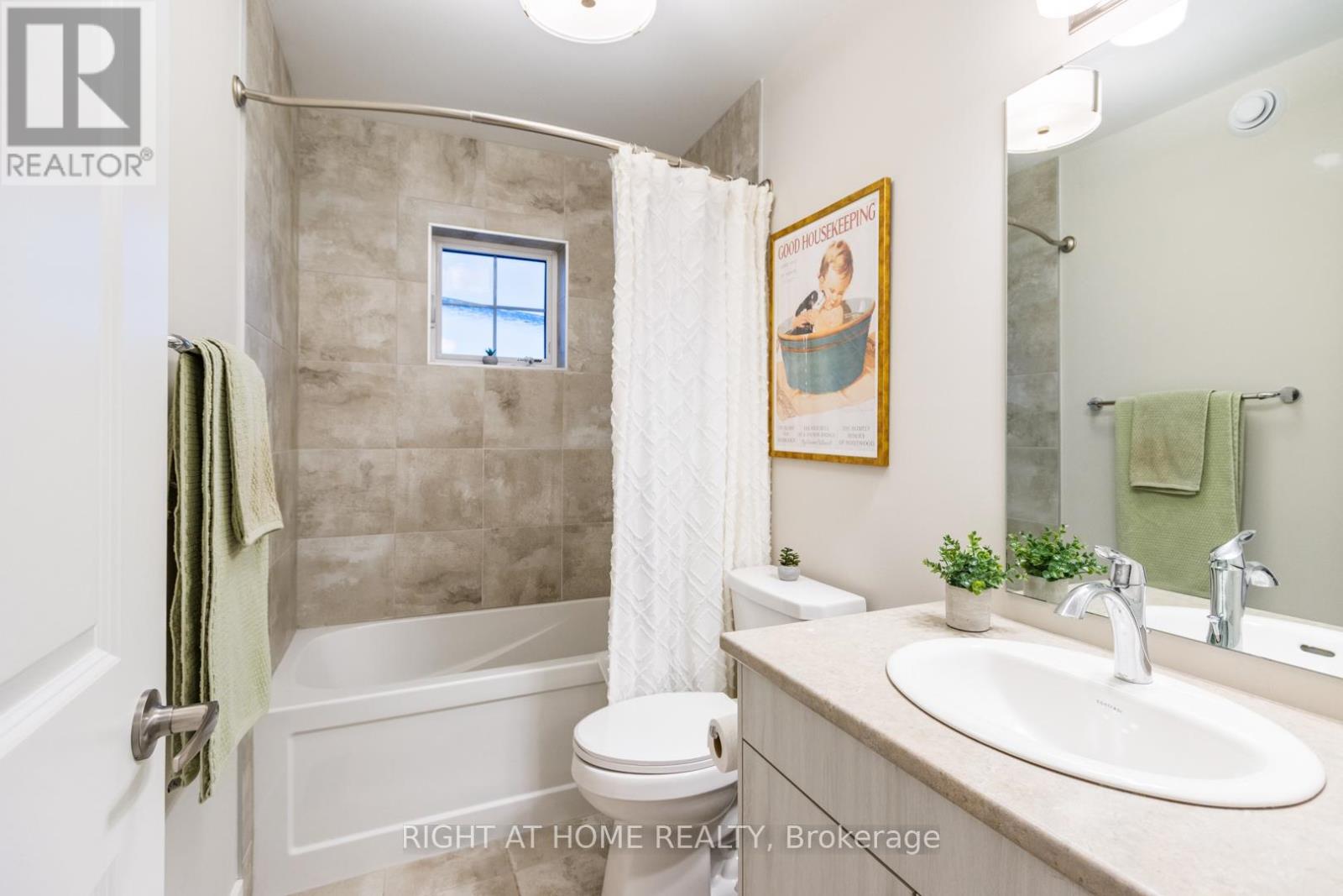 157 Courtland Street, Blue Mountains, Ontario  L9Y 5L7 - Photo 22 - X12763646