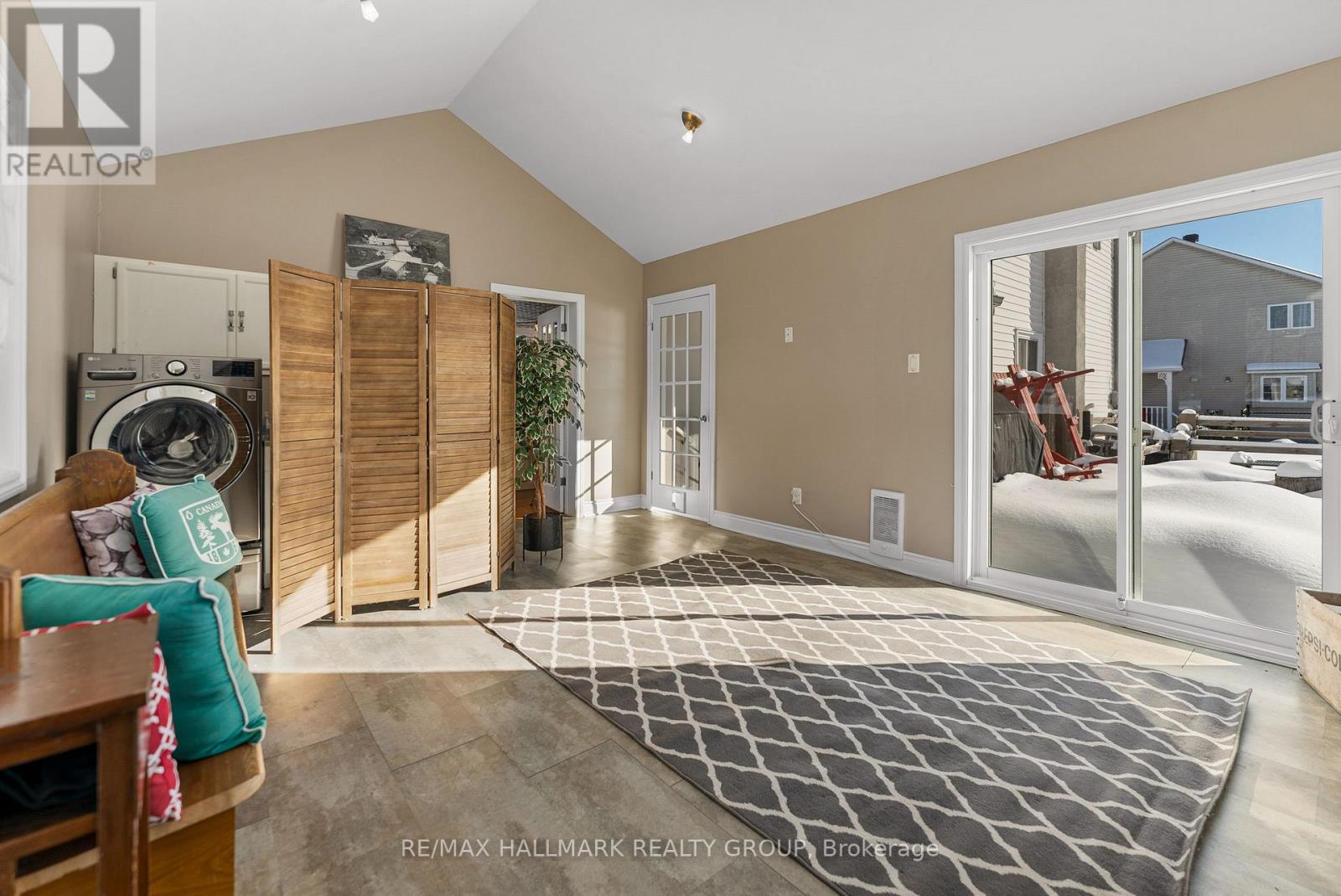 1456 Meadow Drive, Ottawa, Ontario  K4P 1B1 - Photo 47 - X12763750