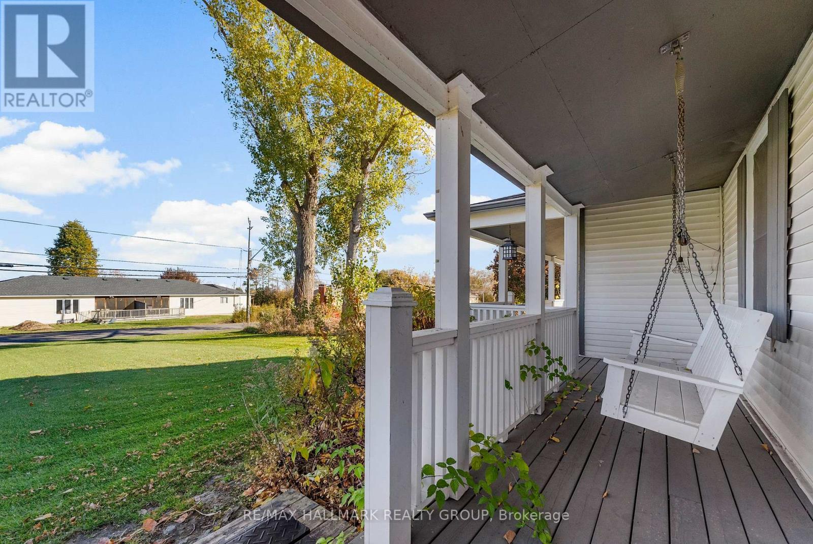 1456 Meadow Drive, Ottawa, Ontario  K4P 1B1 - Photo 8 - X12763750