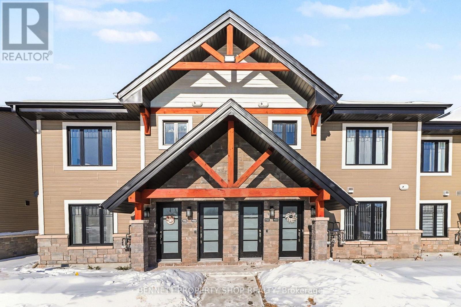 702 - 123 ST MORITZ TRAIL, Russell, Ontario