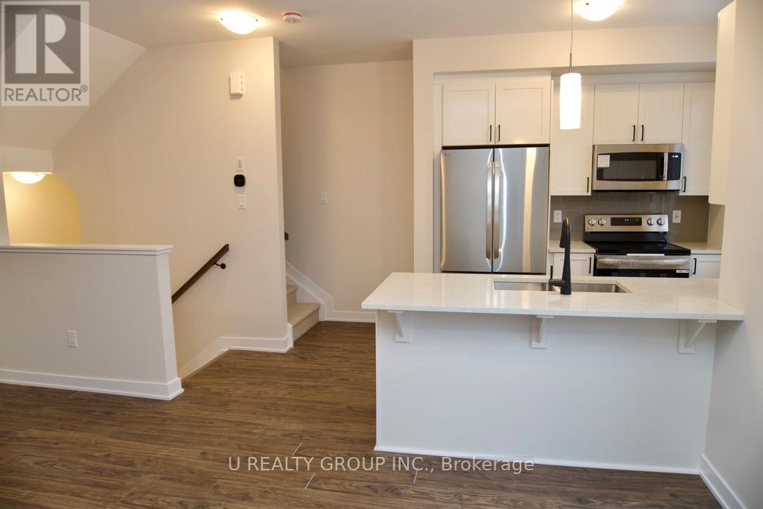 646 Corporal Private, Ottawa, Ontario  K1X 0M7 - Photo 6 - X12763814