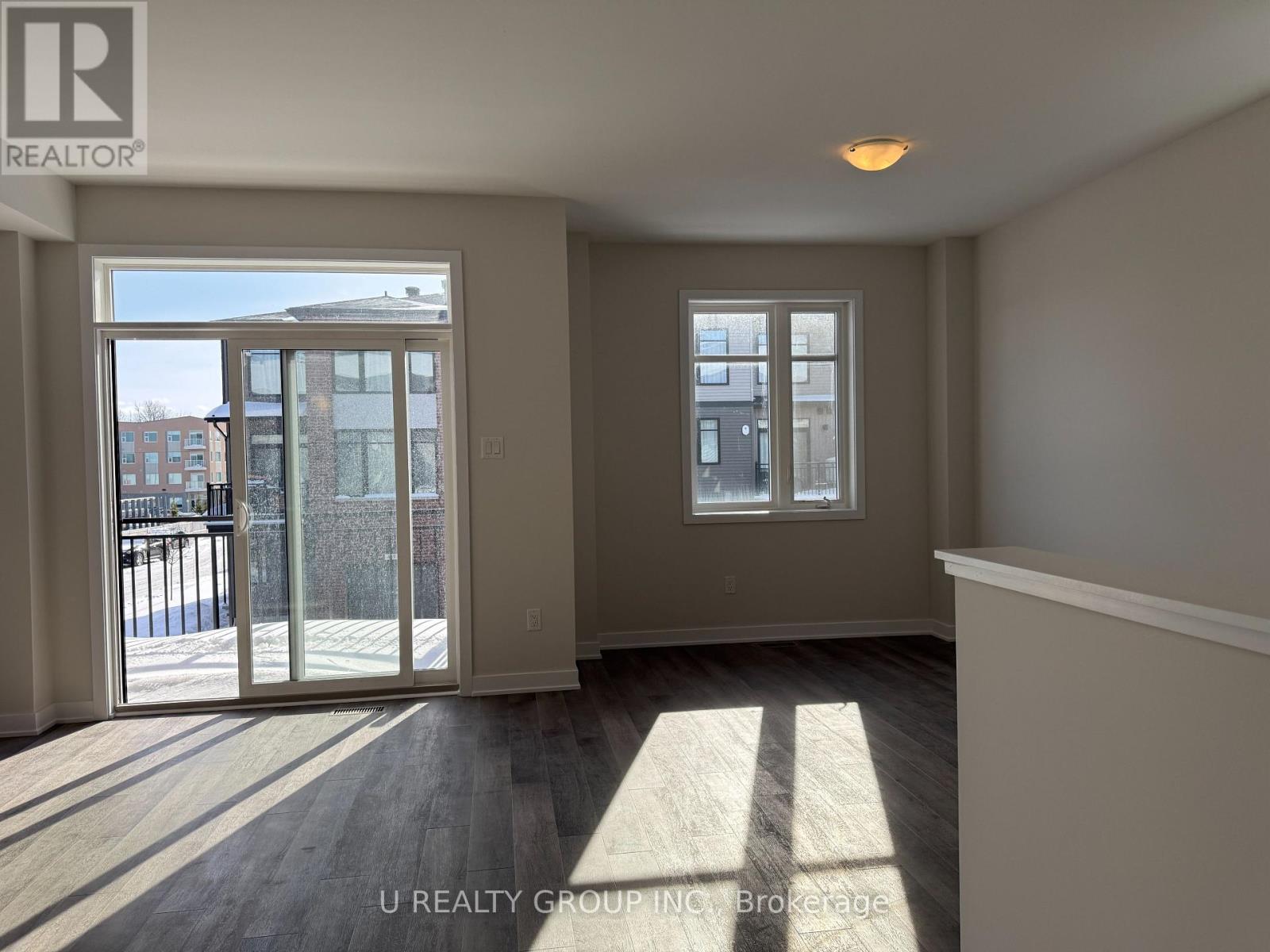 648 Corporal Private, Ottawa, Ontario  K1X 0M7 - Photo 12 - X12763818