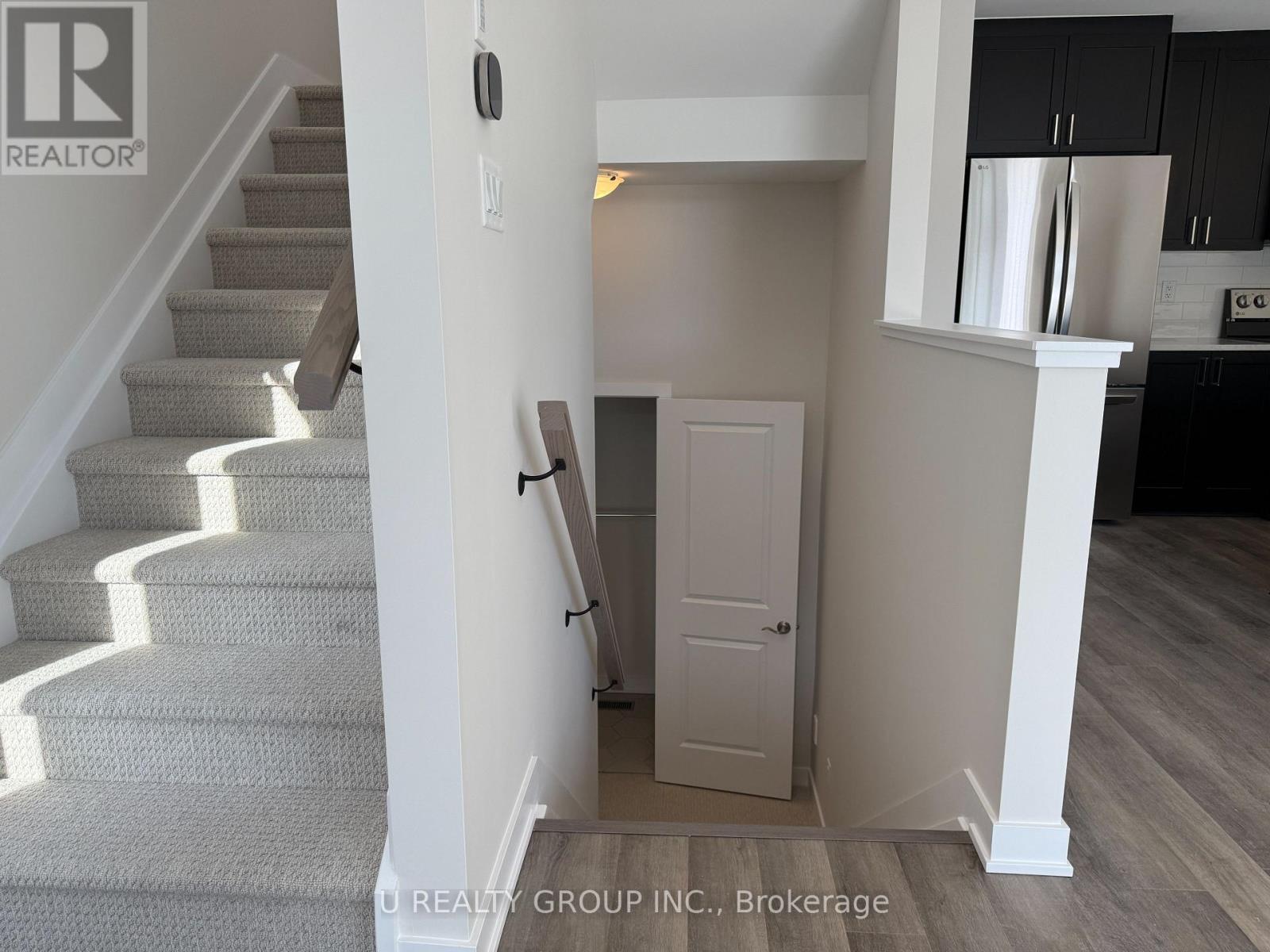 648 Corporal Private, Ottawa, Ontario  K1X 0M7 - Photo 6 - X12763818