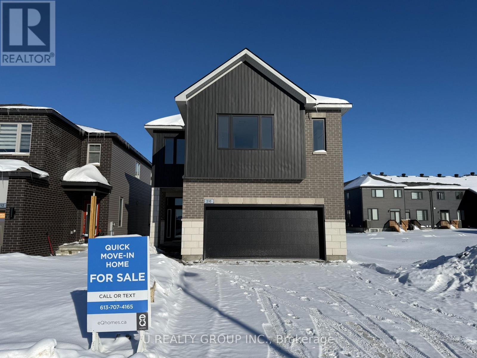 210 GINEBIK WAY, Ottawa, Ontario