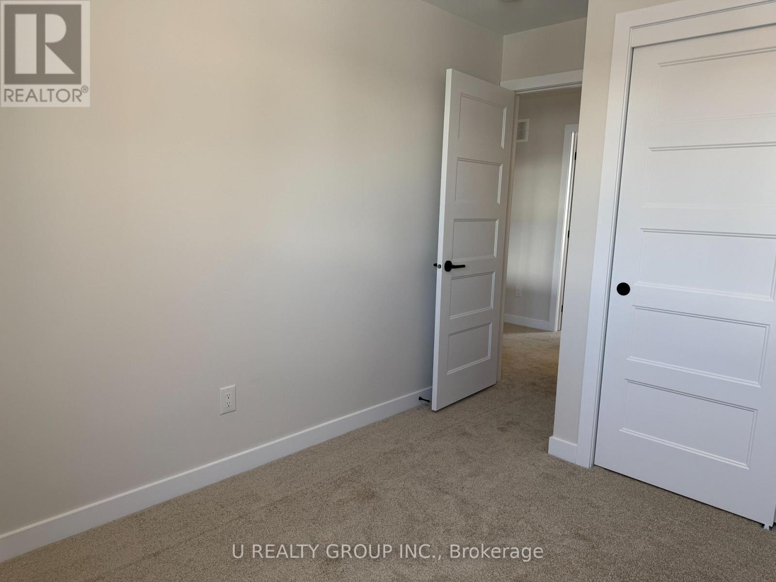 210 Ginebik Way, Ottawa, Ontario  K1X 0H4 - Photo 22 - X12763824