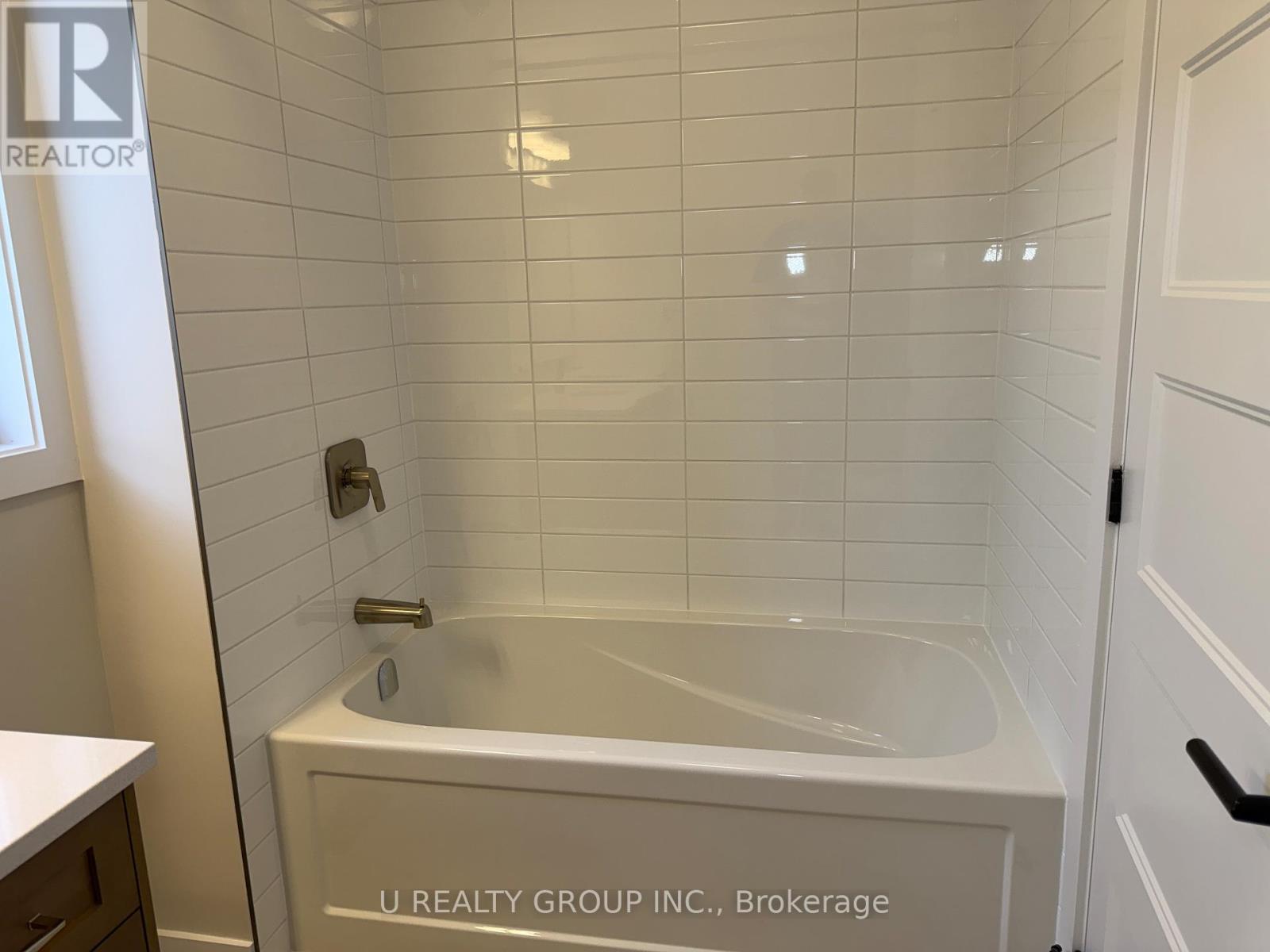 210 Ginebik Way, Ottawa, Ontario  K1X 0H4 - Photo 26 - X12763824