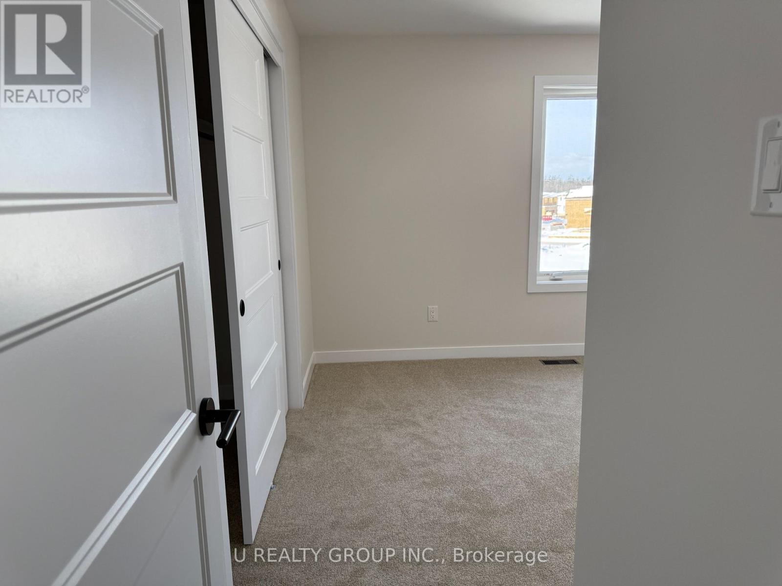 210 Ginebik Way, Ottawa, Ontario  K1X 0H4 - Photo 27 - X12763824