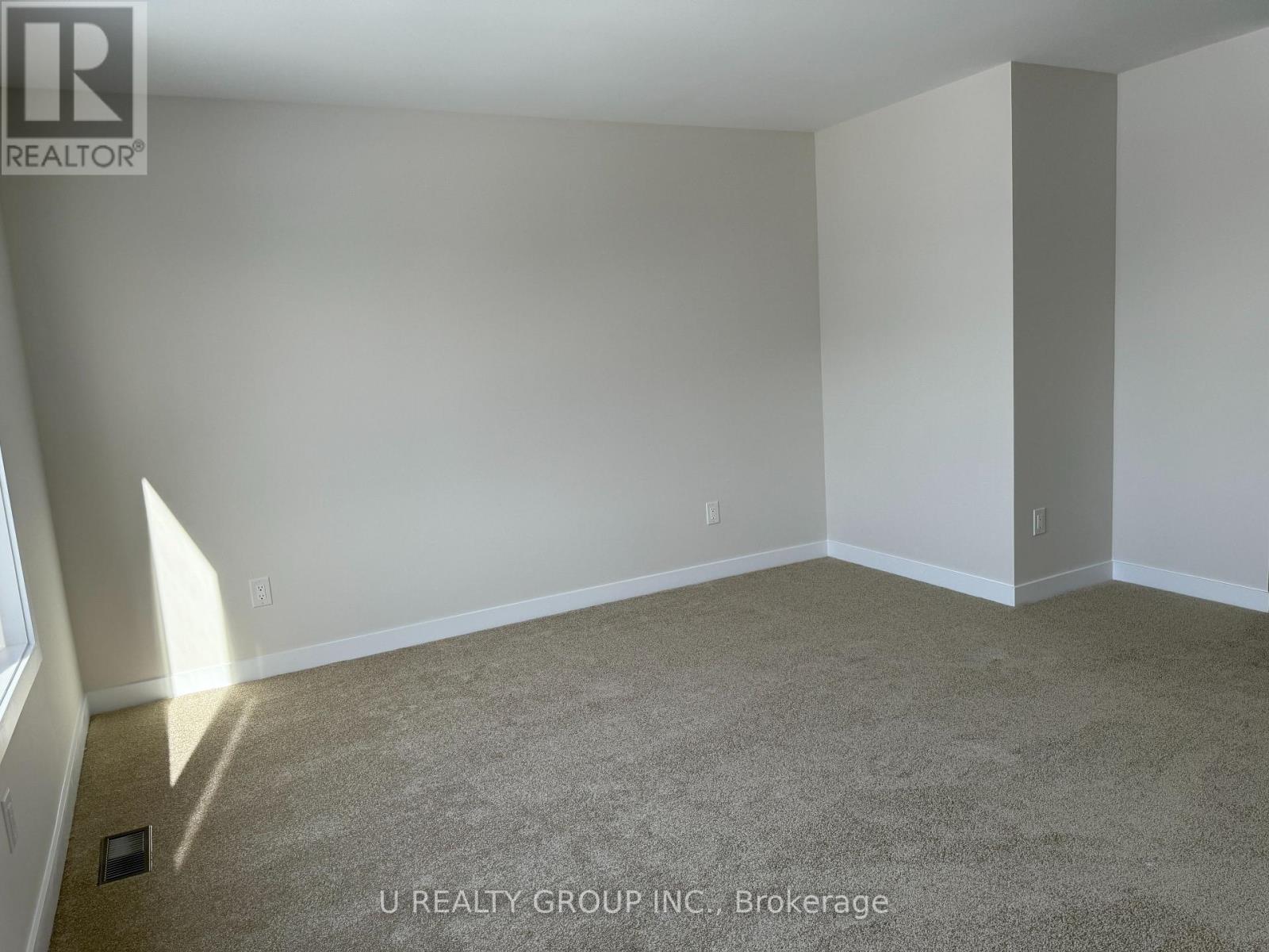 210 Ginebik Way, Ottawa, Ontario  K1X 0H4 - Photo 33 - X12763824