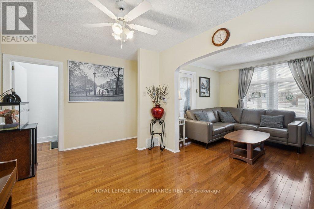 525 Kirkwood Avenue, Ottawa, Ontario  K1Z 5X2 - Photo 13 - X12763920