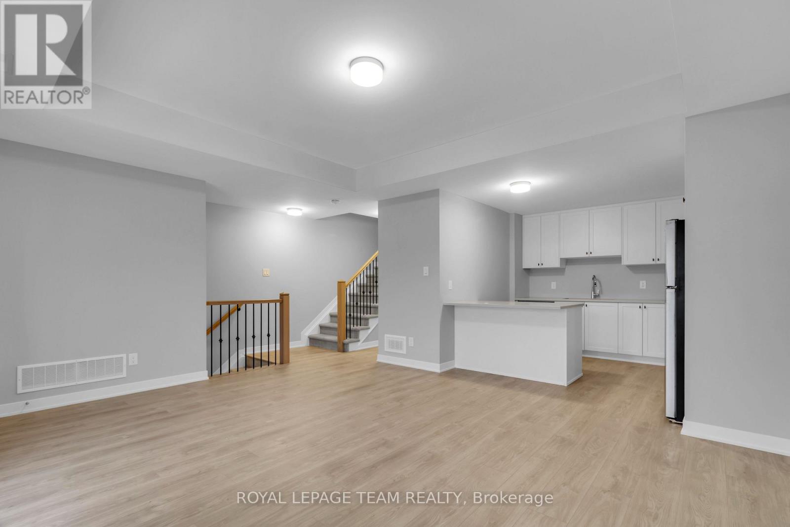 1004 Parnian Private, Ottawa, Ontario  K2J 7K5 - Photo 5 - X12763978