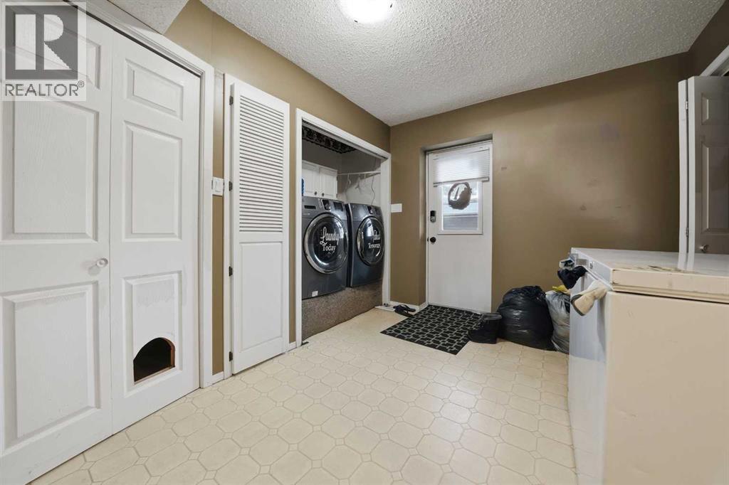 3411 51a Avenue, Innisfail, Alberta  T4G 1H4 - Photo 21 - A2280425