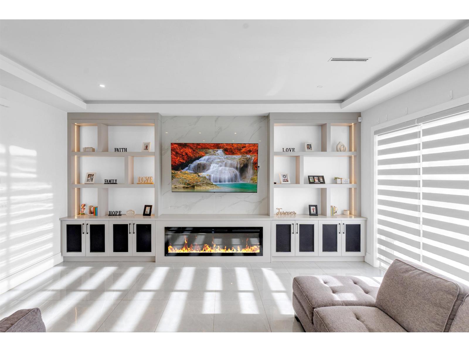 13142 69a Avenue, Surrey, British Columbia  V3W 6N9 - Photo 3 - R3082951