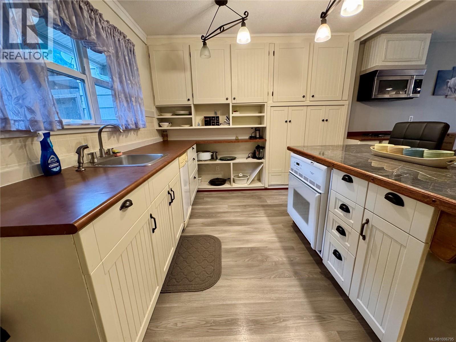 99 Mckay Cres, Port Alice, British Columbia  V0N 2N0 - Photo 6 - 1006795