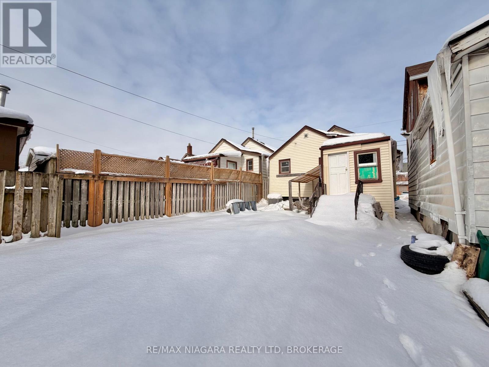 4850 Huron Street, Niagara Falls, Ontario  L2E 2J2 - Photo 10 - X12763798