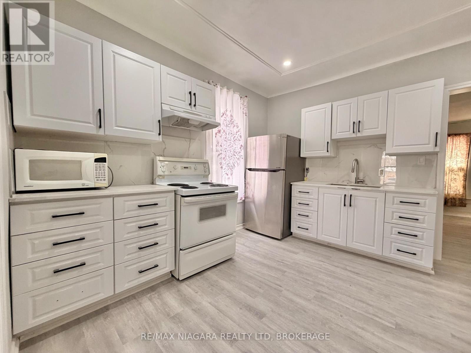 4850 Huron Street, Niagara Falls, Ontario  L2E 2J2 - Photo 17 - X12763798